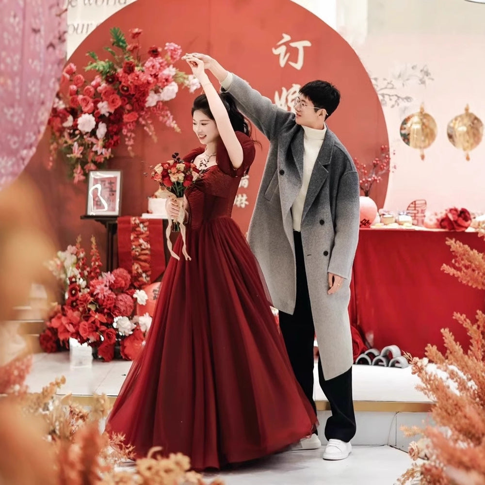 Red Is Beautiful Light Luxury High-end