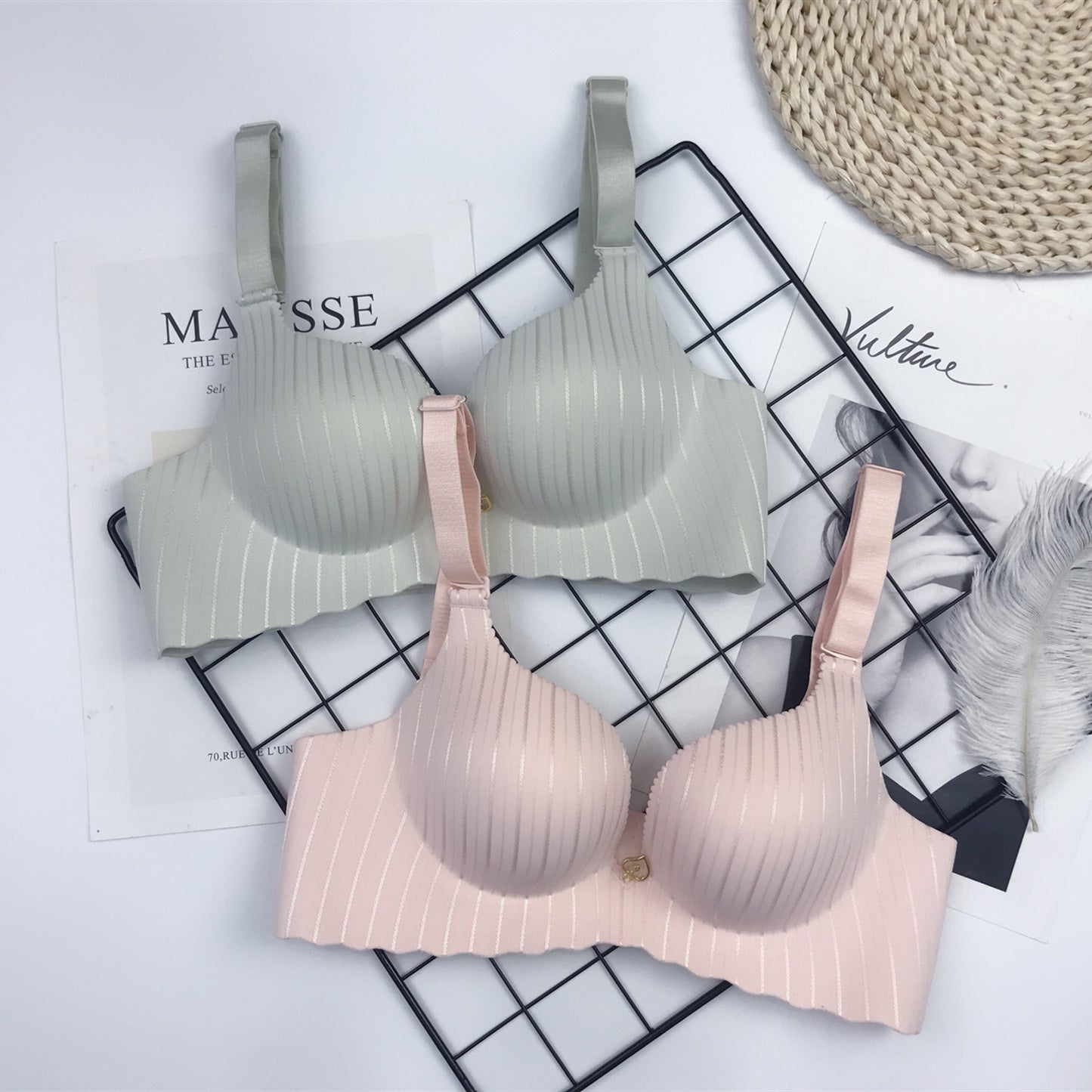Ladies Fashion Mark One Piece No Steel Rings Receiving Breast Underwear