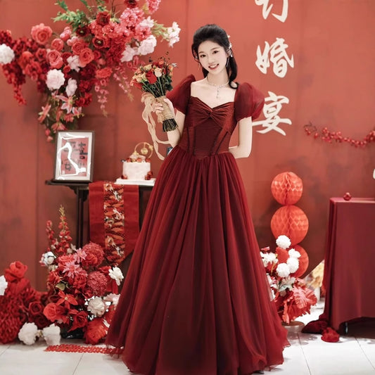 Red Is Beautiful Light Luxury High-end